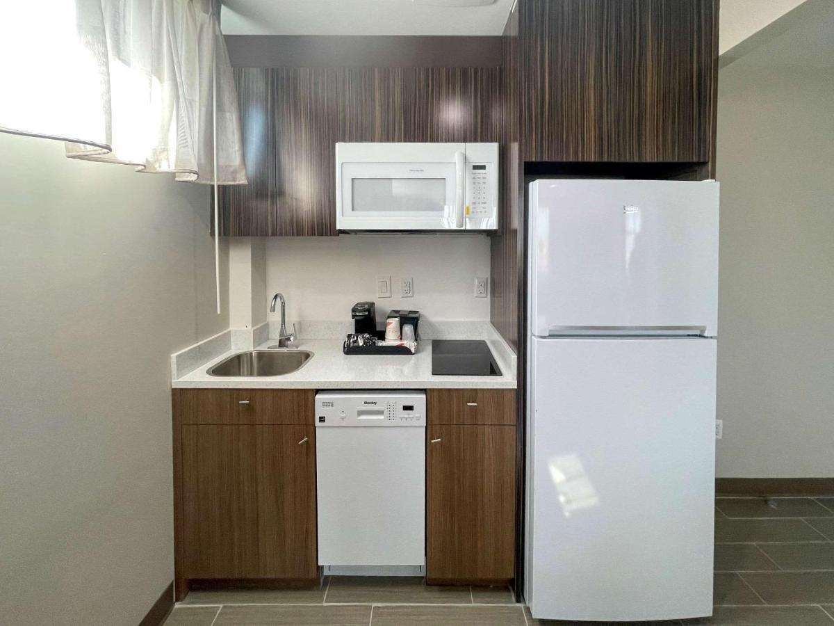 Mainstay Suites Нью-Йорк Экстерьер фото