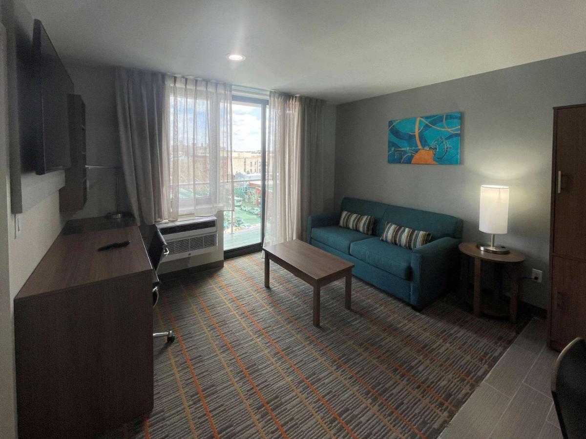 Mainstay Suites Нью-Йорк Экстерьер фото